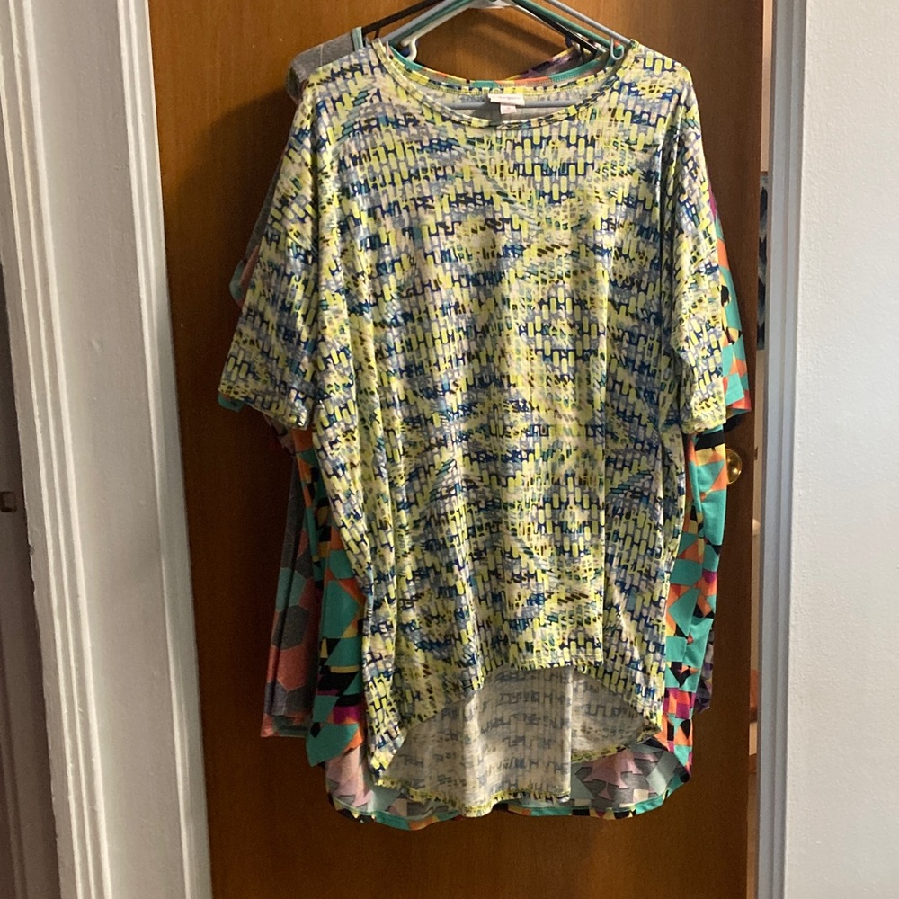 LuLaRoe Yellow and Blue Patterned Tunic